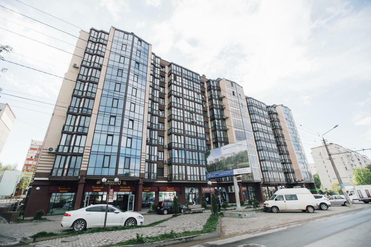 Atlant Apartments Csernyivci Kültér fotó